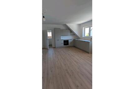 wunderschöne 3,5 Zimmer Wohnung in Achstetten
