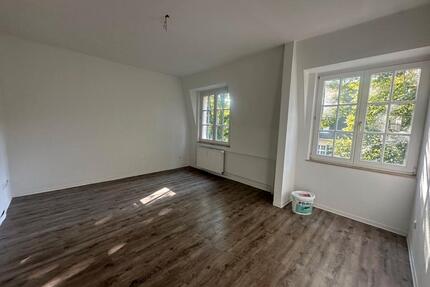 **Tolle 2 Raum-Wohnung in bevorzugter Lage** - Duisburg Huckingen