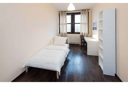 WG-Zimmer in München 735,00 € 12 m²