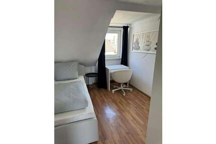 WG-Zimmer in Düsseldorf 699,00 € 15 m²