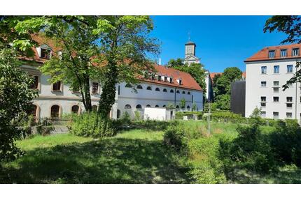 Apartment in bester Lage in München Luxus, Balkon, Sauna, Aufzug