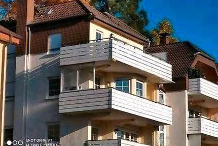 Top Lage, helle 3-Zimmer DG-Wohnung mit großem Balkon 640€ in - Gummersbach