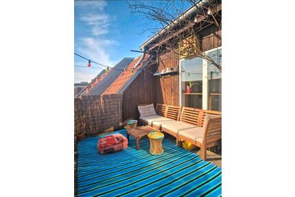 3 Zi Whg, 115 qm, DG, möbliert, 1 Jahr befristet - Berlin Neukölln