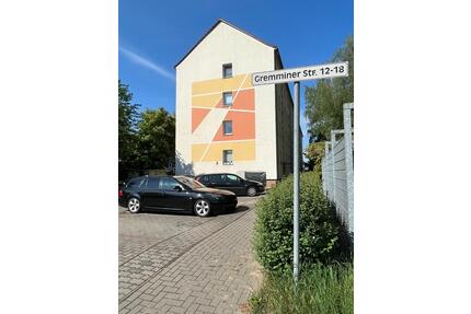 * bezugsfertige 3-Zimmer Wohnung mit Balkon * - Gräfenhainichen