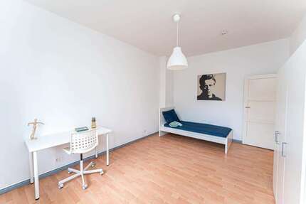 WG-Zimmer in Berlin 780,00 € 24 m²