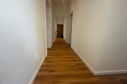 3 Zimmer zu vermieten in Wiesbaden Erbenheim Ab sofort ! ANRUFEN!