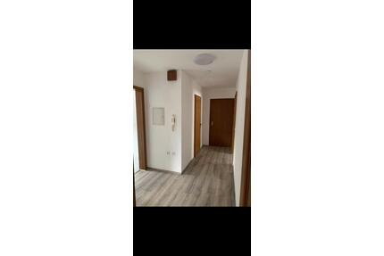 Vermiete 3 Zimmer Wohnung in Aalen-Unterkochen