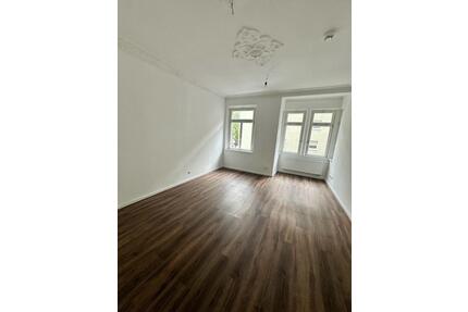 Sanierte 2-Zimmer Altbau Wohnung im Niebelungenviertel - Nürnberg Hasenbuck