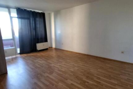 Zwei Zimmer Wohnung zu vermieten - Frankfurt am Main Eschersheim