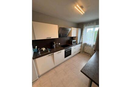 3 zimmer wohnung zu veemieten - 900,00&nbsp;EUR Kaltmiete, ca.&nbsp; 125,00&nbsp;m&sup2; in Lübbecke (PLZ: 32312)