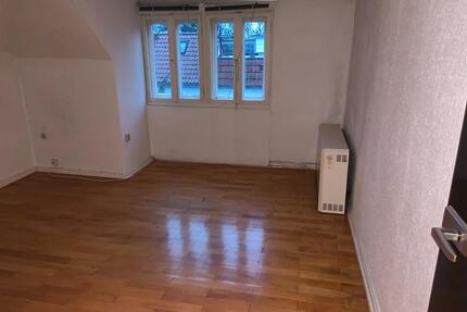 2 Zimmer-Wohnung in kleinem Haus - Zeitmietvertrag - Berlin Spandau