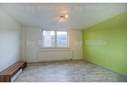 BIGKs - Zella-Mehlis: 4 Zimmer Wohnung,separate Küche, Wannenbad (-;)