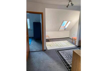 Charmante, helle 2 Zimmer Dachgeschosswohnung in Neckargartach - Heilbronn Frankenbach