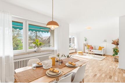 Sanierte 3,5 Zimmer Wohnung mit zwei Balkonen und Stellplatz - Stuttgart Hedelfingen