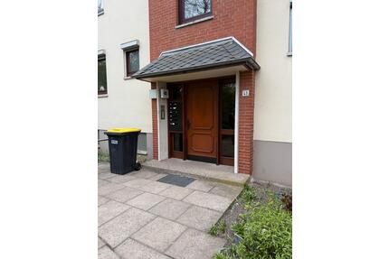 Moderne 3 -Zimmer-Wohnung mit Balkon und Küche - Bremen Huchting