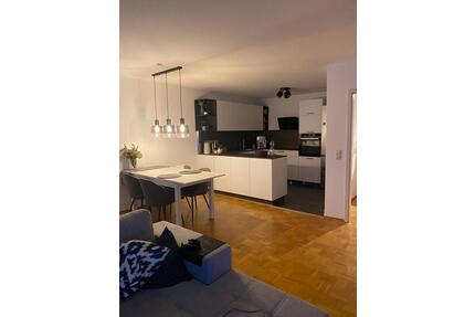Schöne 2 Zimmer Erdgeschosswohnung mit Garten - Stockstadt am Main