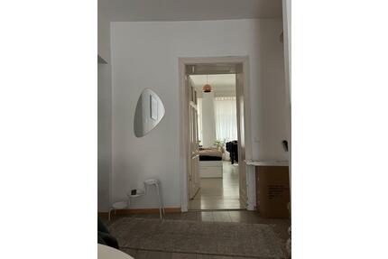 Zwischenmiete: Prenzlauer Berg Altbauwohnung - Köln Ehrenfeld