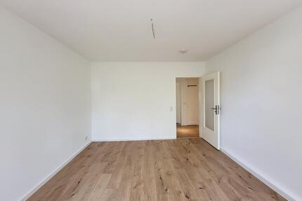 3 Zimmer | saniert | Badewanne – zum Einziehen bereit - Bitterfeld-Wolfen