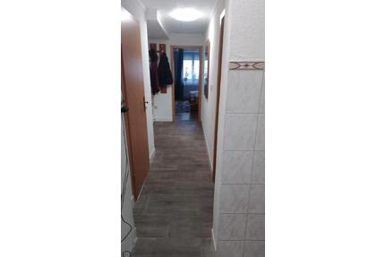 3 Zimmer wonug - 750,00&nbsp;EUR Kaltmiete, ca.&nbsp; 110,00&nbsp;m&sup2; in Schöntal (PLZ: 74214)