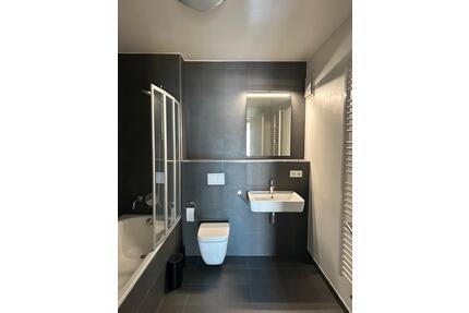 Stuttgart Mitte Mietwohnung - 1.500,00&nbsp;EUR Kaltmiete, ca.&nbsp; 65,00&nbsp;m&sup2; in Stuttgart (PLZ: 70173)