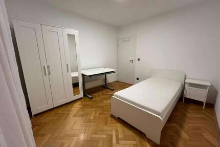 WG-Zimmer in Offenbach 600,00 € 11 m²