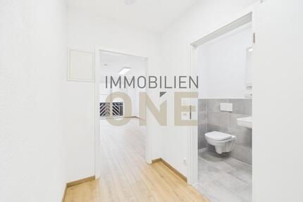 Sofort bezugsfrei! Saniertes 1-Zimmer Appartement mit Balkon und Tiefgaragenstellplatz - Regensburg Gallingkofen