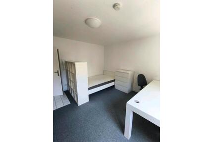 Zimmer in einer 4er Flurgemeinschaft zu vermieten in Stuttgart