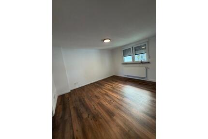 Gepflegte 3 Zimmer Wohnung, ruhiger Lage, 950 € zuzgl. NK + Strom - Dillingen (Saar)