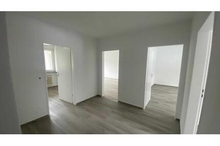 3 Zimmer Wohnung mit Balkon und Garage ab sofort - Marburg Marbach