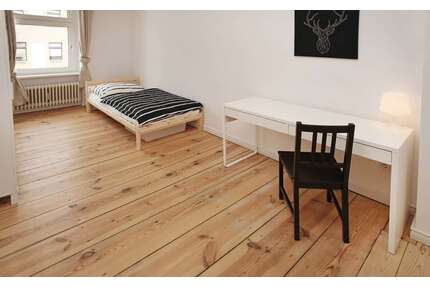 WG-Zimmer in Berlin 575,00 € 14 m²