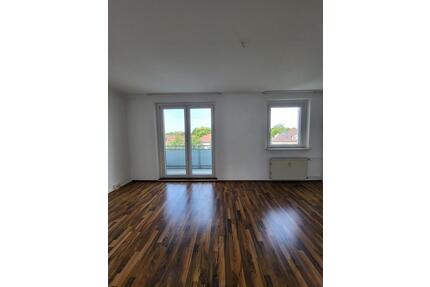 Helle 3-RW - ideal für Pärchen, Familie oder WG – Aufzug – Balkon - Magdeburg Brückfeld