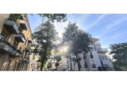 SCHÖNER BALKON TOP LAGE BLICK INS GRÜNE ZENTRAL - Dresden Neustadt