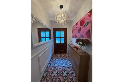 5 Zimmer Doppelhaushälfte - 2.155,00&nbsp;EUR Kaltmiete, ca.&nbsp; 120,00&nbsp;m&sup2; in Frankfurt am Main (PLZ: 65931) Sindlingen