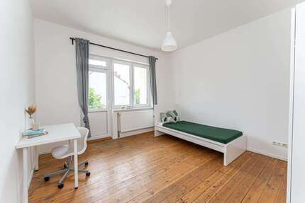 WG-Zimmer in Berlin 700,00 € 17 m²