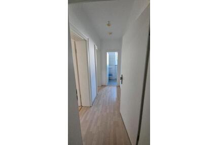 2-Zimmer Wohnung, Küche, Bad, 52qm - Ingolstadt Nordost