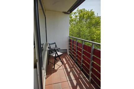 Ansprechende 1,5-Zimmer-Wohnung mit Balkon und Einbauküche - Sankt Augustin