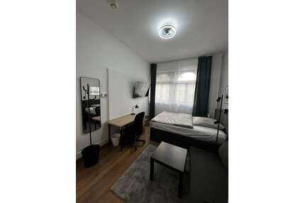 WG-Zimmer in Frankfurt am Main 705,00 € 19 m²