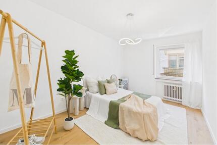 Erstbezug nach Sanierung: helle 2 Zimmer mit Südost-Balkon in Kar - Karlsruhe Durlach