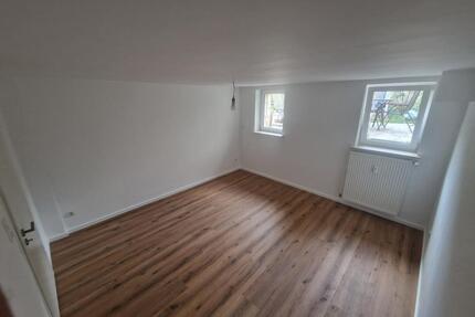 3-Zimmer Souterrainwohnung Nied - Frankfurt am Main