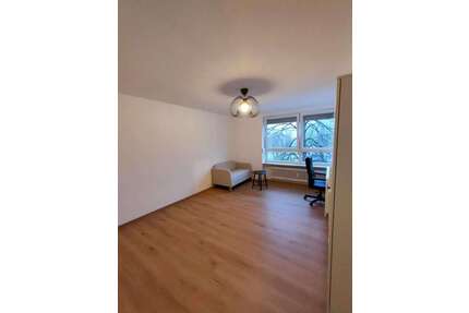 WG-Zimmer in München 955,00 € 18 m²