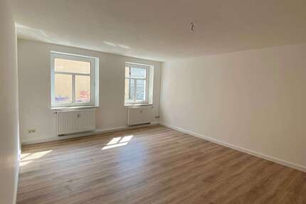 Wohnung zum Mieten in Rostock 745,43 € 64.82 m²