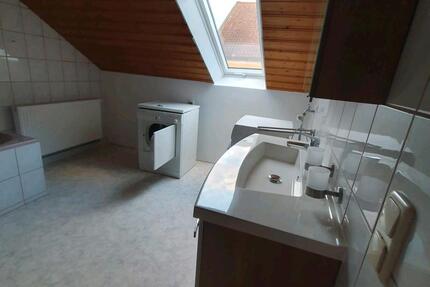 Vermiete sonnigen möblierte 4 Zimmer Wohnung - Salzweg
