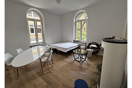 22qm Zimmer in super zentraler Lage in einem wunderschönen Altbau - Stuttgart