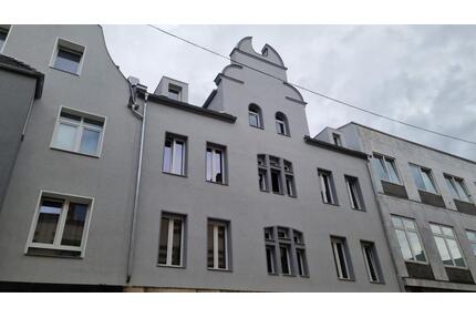 4,5-5,5 Zimmer DG 1410€ Warm Emscherstr. 213 DU-Hamborn ab 01.09. - Duisburg