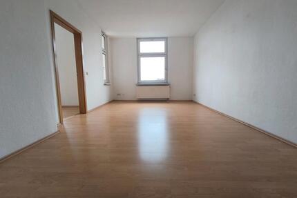 2 Zimmerwohnung mit kleinem Balkon in bester Verkehrsanlage - Magdeburg Leipziger Straße