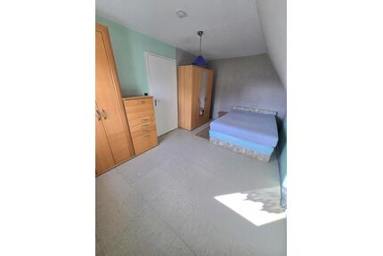 Helle, voll möblierte 2-Zimmer Wohnung in 44579 Castrop-Rauxel