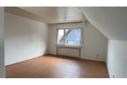 Frisch renovierte 4 Zimmer Wohnung - Gummersbach