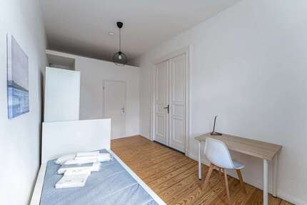 WG-Zimmer in Berlin 645,00 € 9 m²