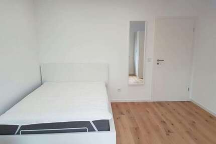WG-Zimmer in München 700,00 € 16 m²