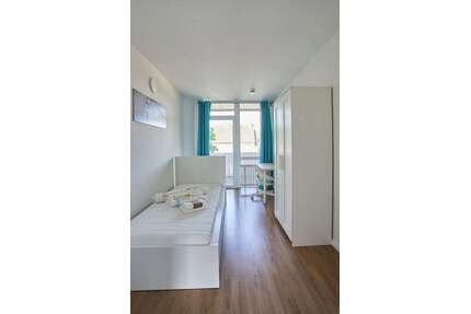 WG-Zimmer in Düsseldorf 609,00 € 10 m²